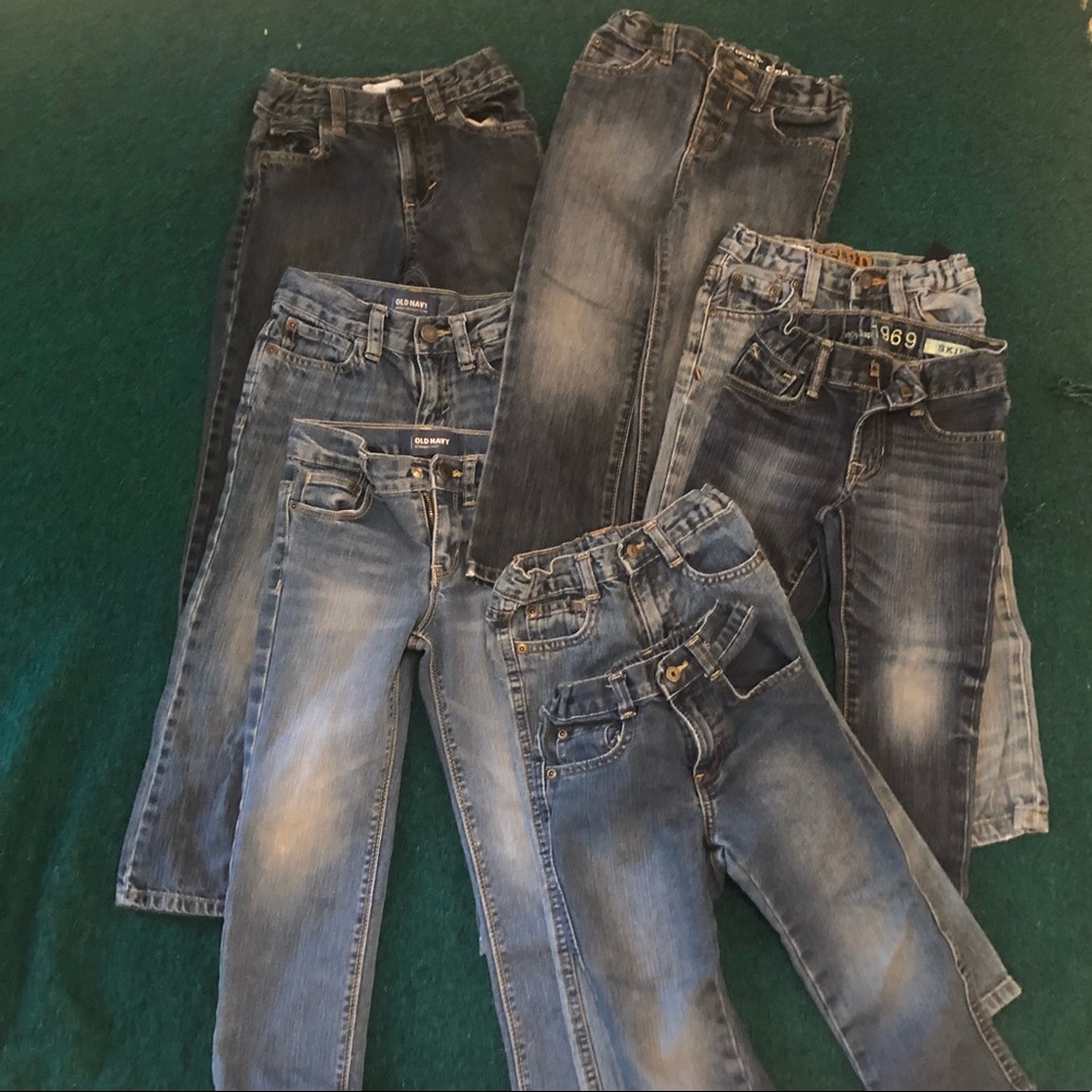 8 pairs of 4T boys jeans